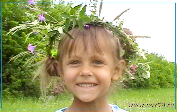 Дарья Суркова из села Русский Камешкир (8 лет) Дарья Суркова из села Русский Камешкир (8 лет)