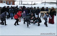 Забавный конкурс на проводах Масленицы в Камешкирском районе | Новь