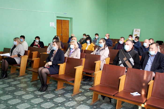 Депутаты утвердили исполняющего обязанности главы администрации Камешкирского района 